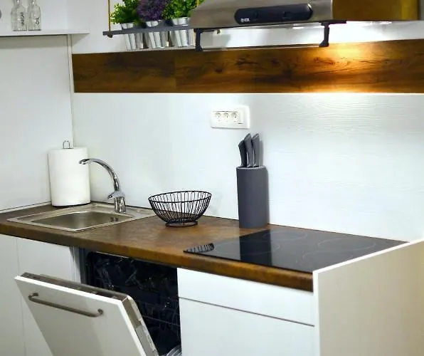 アパート Sunset ブレッド